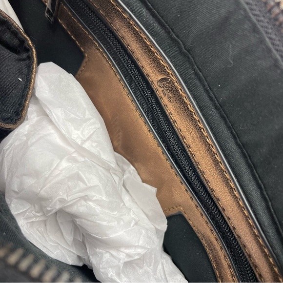 Celine Dion Black Shoulder bag Faux Leather with Silver Inserts Pockets NEW - Picture 8 of 10